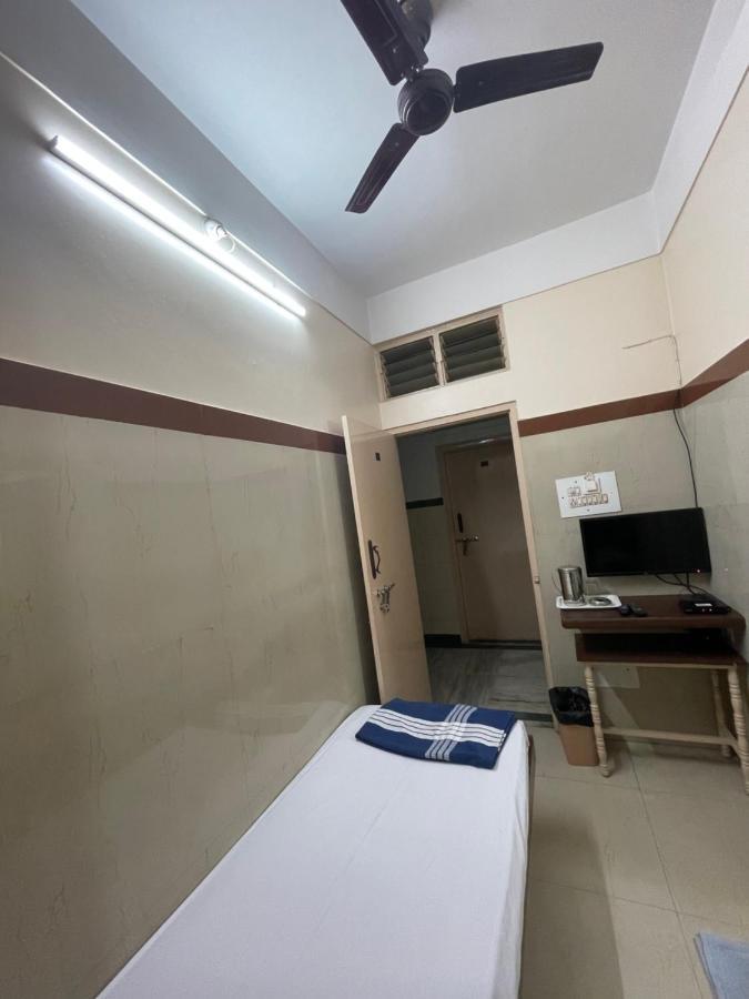 Golden Guest House Bangalore Ngoại thất bức ảnh